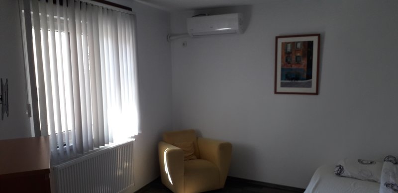 Ultracentral, Bdul. Dacia 113